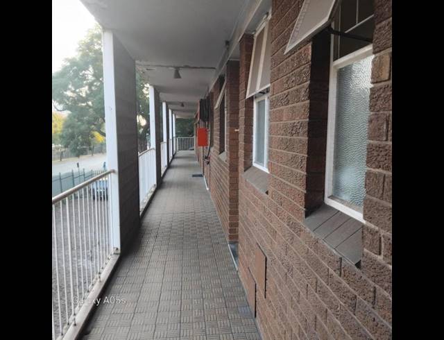 1 BEDROOM APARTMENT FOR SALE IN ARCADIA